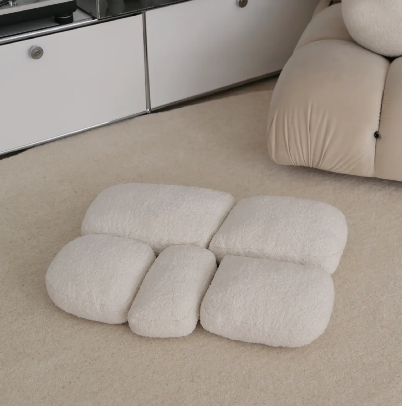 Boucle Pebble Pet Bed