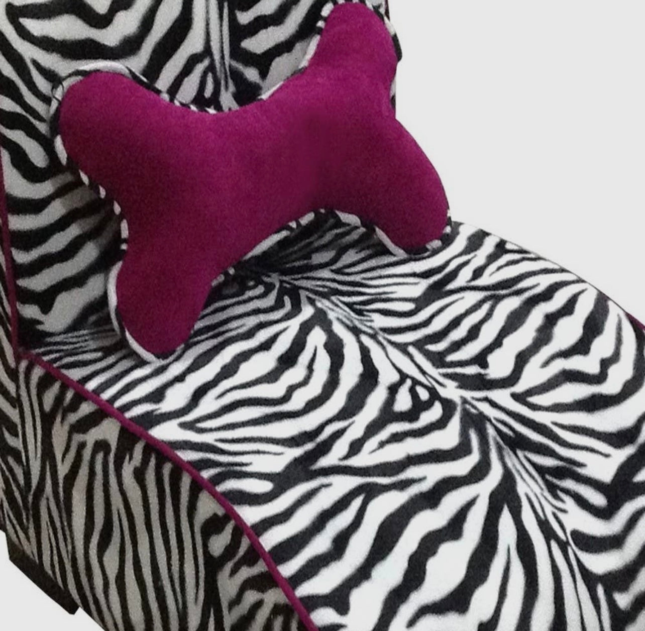 Zebra Print Chaise Lounge Pet Bed