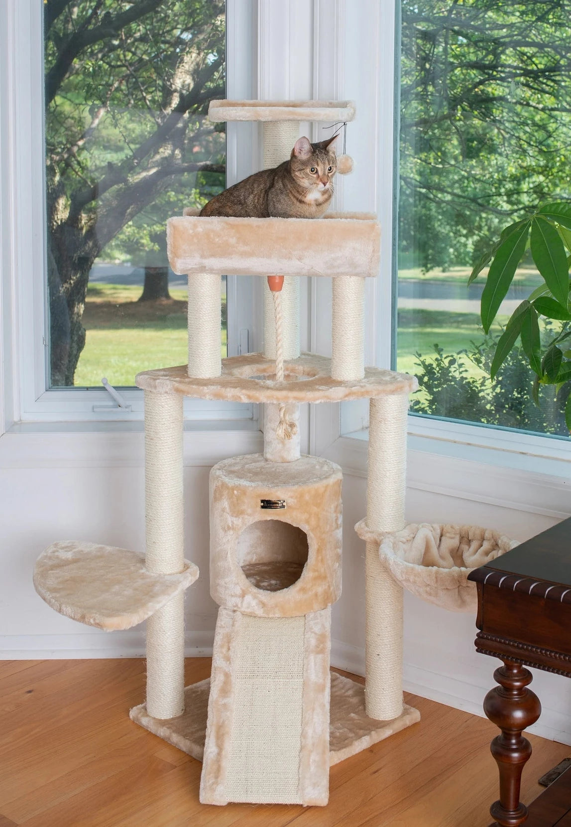 Real Wood Spacious Thick Fur Cat Tower with Lounge