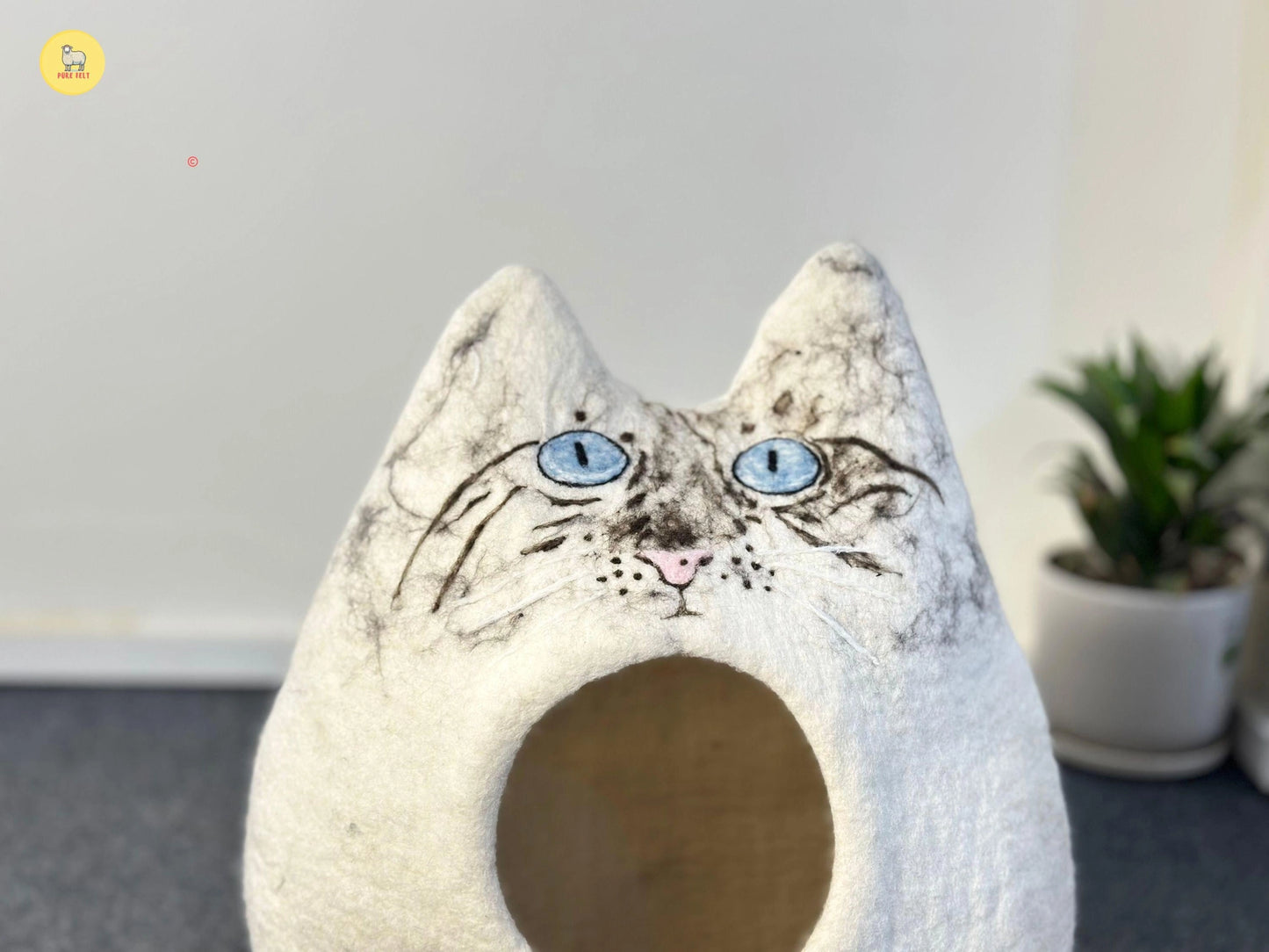 Felt Handmade Cat Shaped Cat Cave