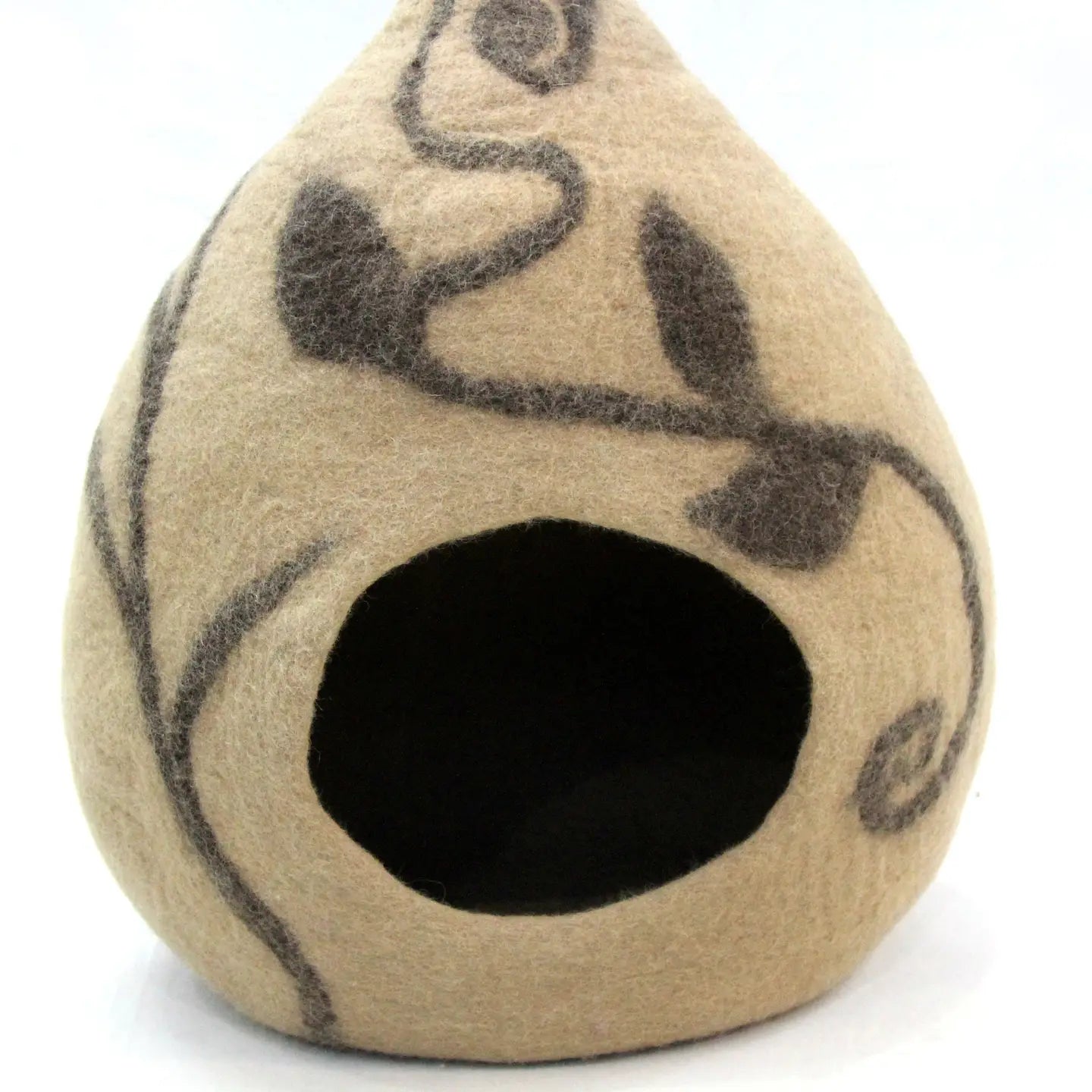Felt Handmade Ivory and Beige Ivy Design Cat Cave