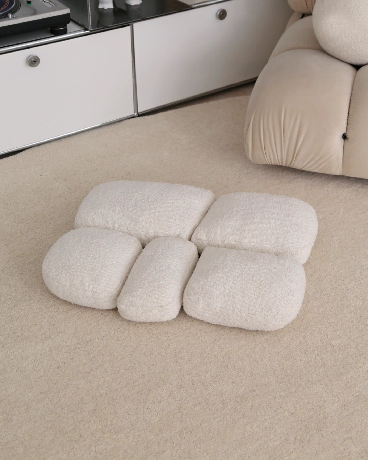 Boucle Pebble Pet Bed