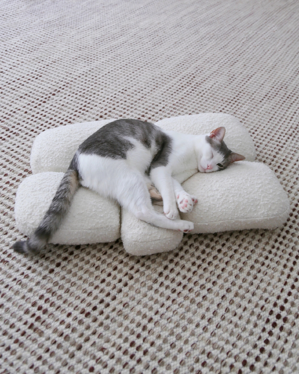 Boucle Pebble Pet Bed