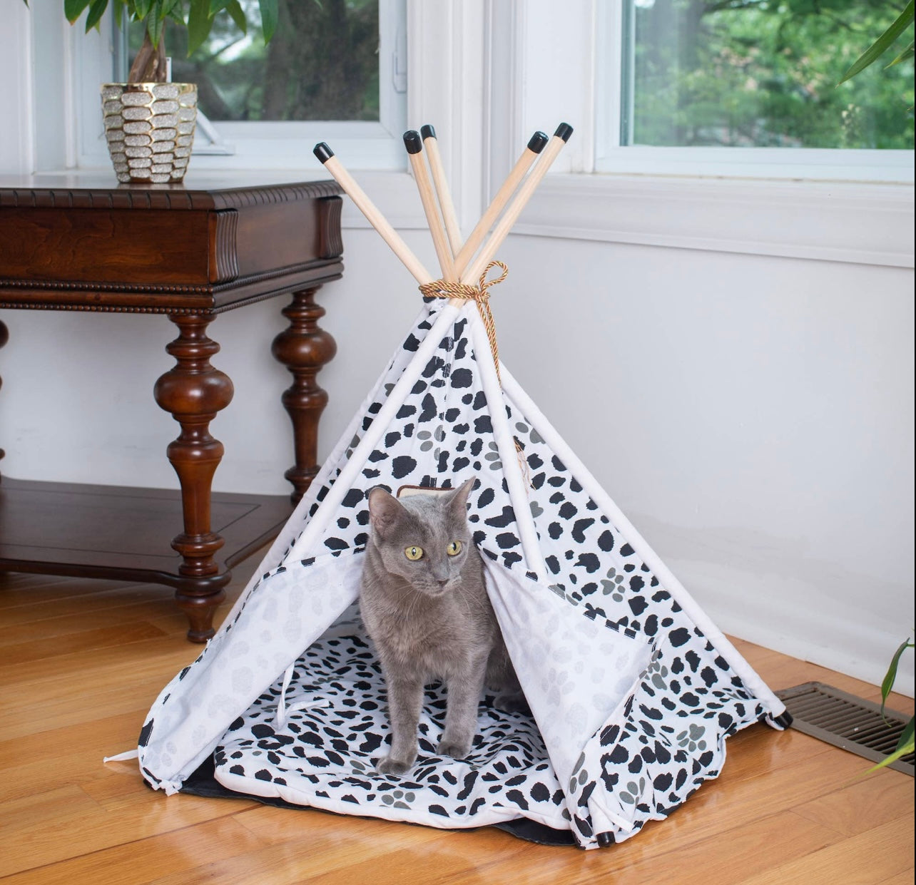 Armarkat Pet Tent/Teepee with Durable Fabric